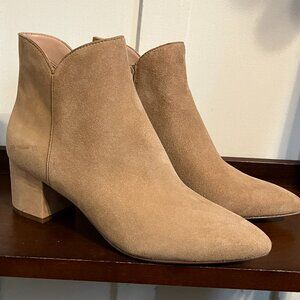 COLE HAAN ELYSE BOOTIE BLUSH TAN SUEDE SIZE 7*